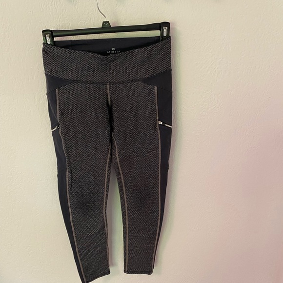 Athleta leggings size small - Picture 3 of 6